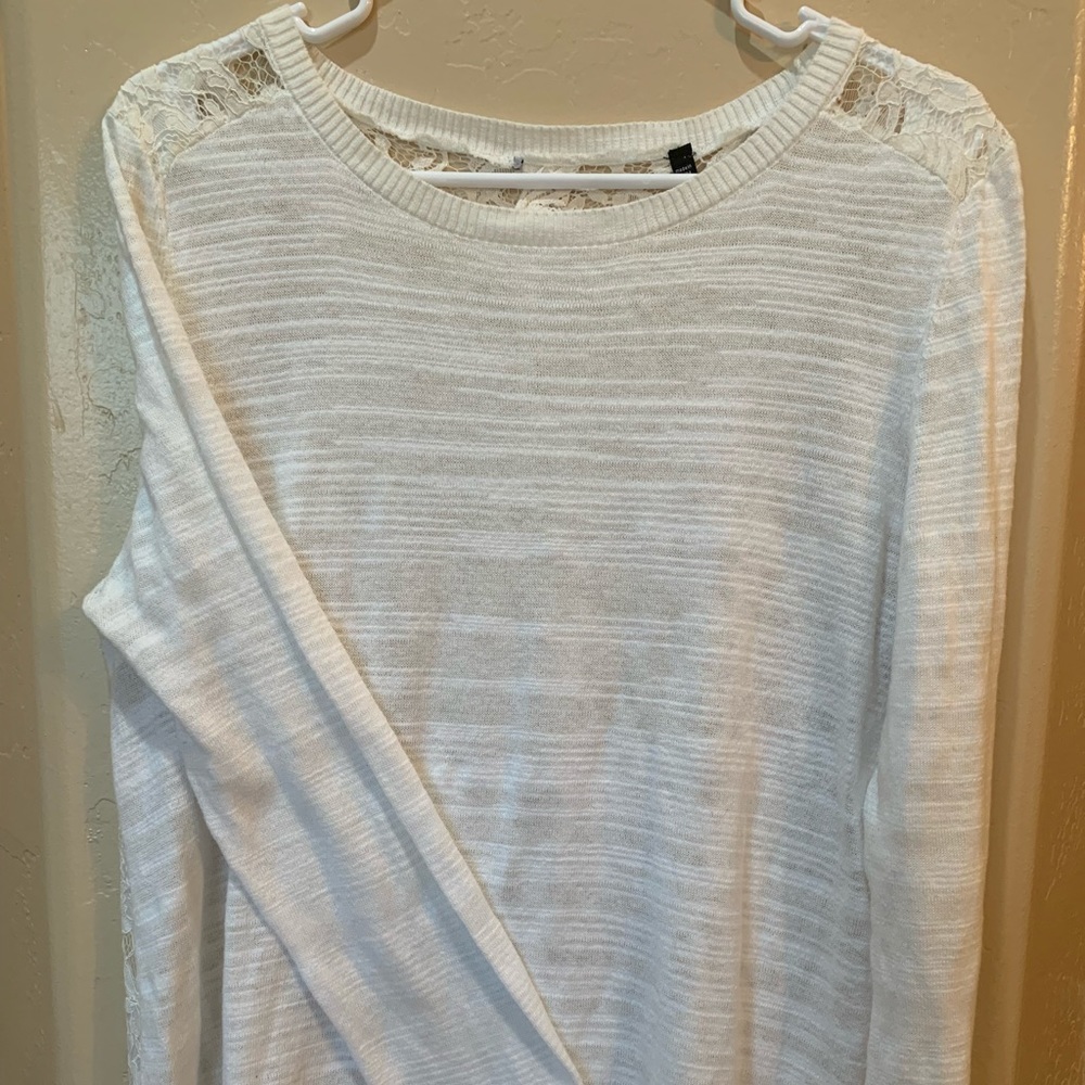 CAbi, medium, lace back, pullover, long-sleeves